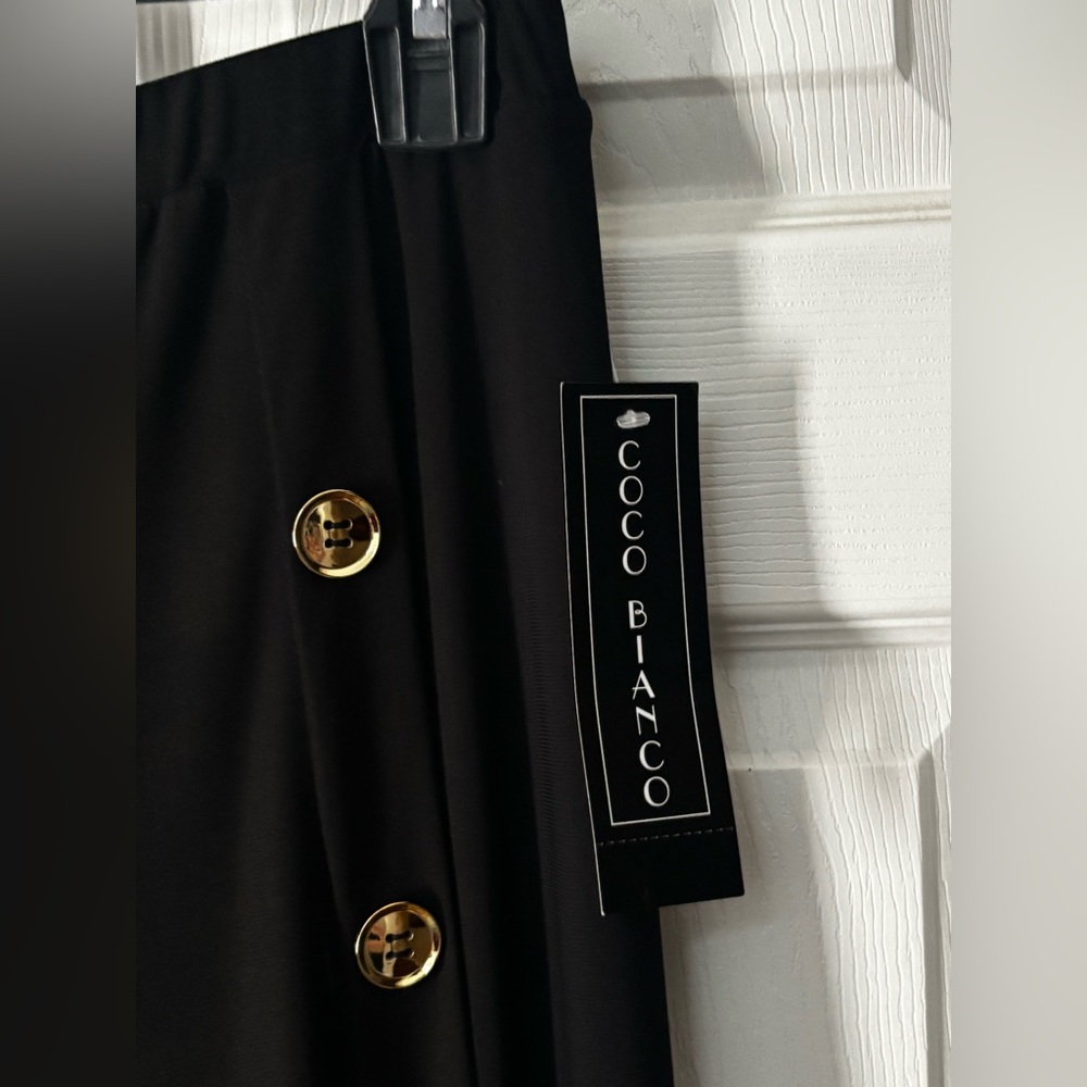 NWT- Coco Bianco Black Pull-on Pants W/Gold Buttons Stretchy Size Medium Party - Picture 2 of 7